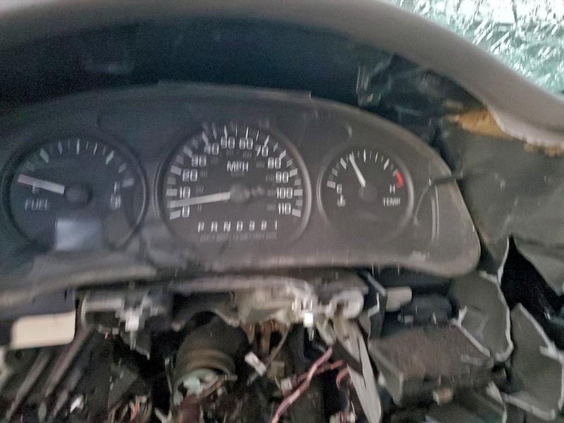 Photo 9 from auction – 2003 CHEVROLET VENTURE with VIN 1GNDU03E13D274129