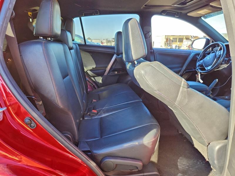 Photo 11 from auction – 2016 TOYOTA RAV4 SE with VIN JTMNFREV8GJ090404