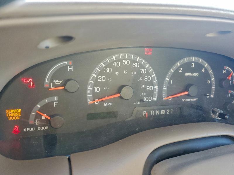 Photo 9 from auction – 2002 FORD F150 with VIN 1FTRX17W02NA79047