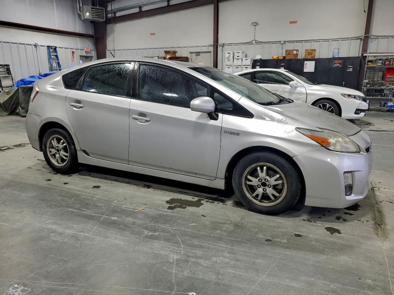 Photo 4 from auction – 2010 TOYOTA PRIUS with VIN JTDKN3DU7A0193449