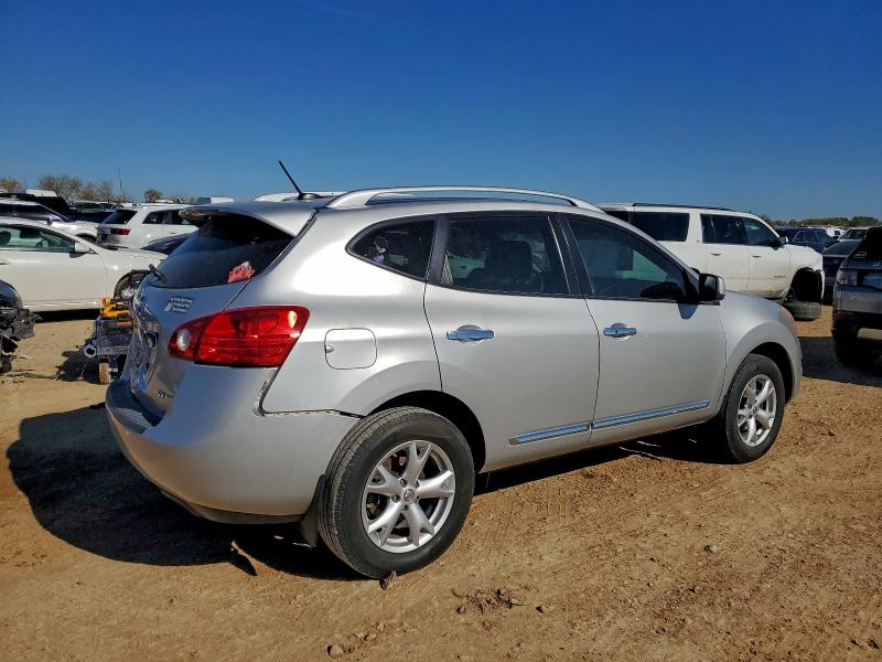 Photo 3 from auction – 2011 NISSAN ROGUE with VIN JN8AS5MV5BW282450