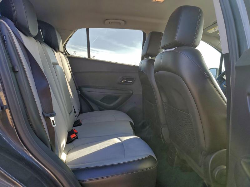 Photo 11 from auction – 2017 CHEVROLET TRAX 1LT with VIN 3GNCJLSBXHL237885