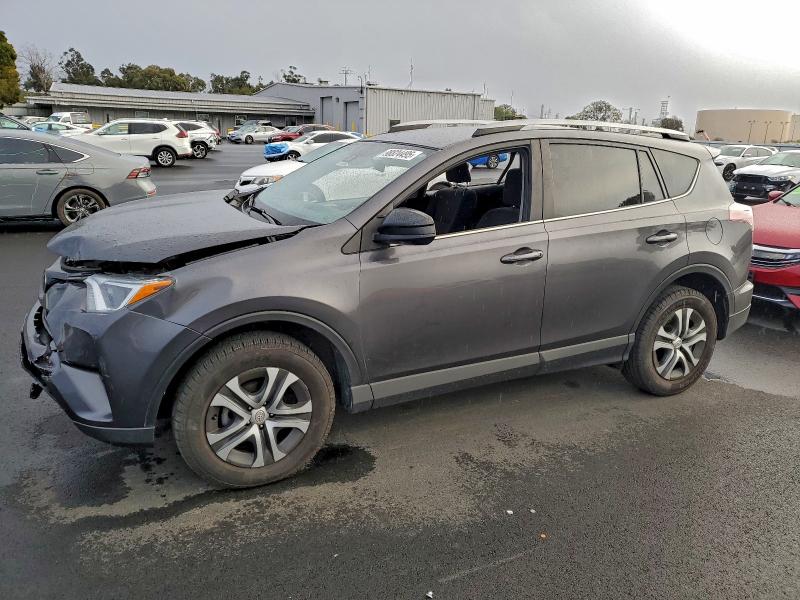 TOYOTA RAV4 LE 2018 with VIN JTMBFREV3JJ252126 - Photo from auction