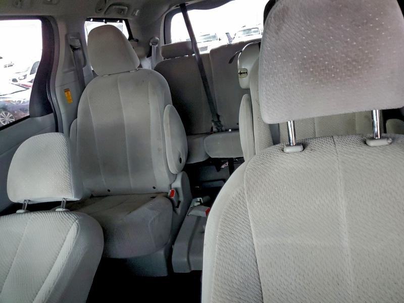 Photo 10 from auction – 2014 TOYOTA SIENNA with VIN 5TDKK3DCXES438912