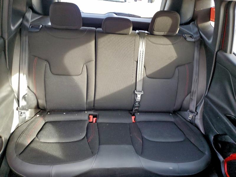 Photo 10 from auction – 2015 JEEP RENEGADE with VIN ZACCJBCT0FPB56450