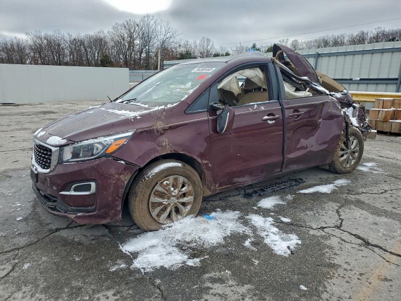 KIA SEDONA 2019 with VIN KNDMB5C14K6561735 - Photo from auction