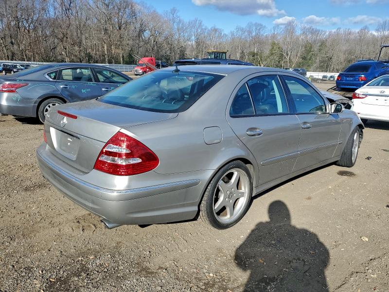Photo 3 from auction – 2006 MERCEDES-BENZ E 350 with VIN WDBUF56J46A844802