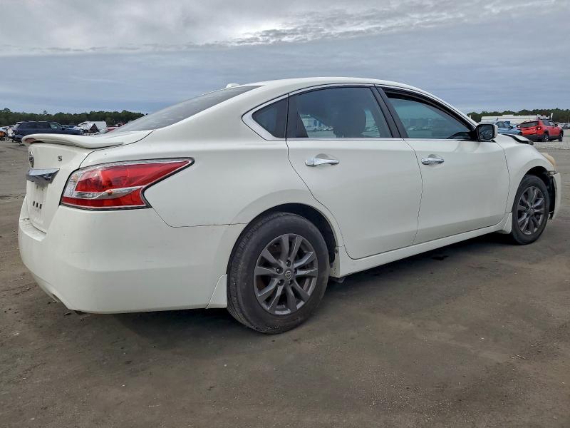 Photo 3 from auction – 2015 NISSAN ALTIMA 2.5 with VIN 1N4AL3AP1FC448740