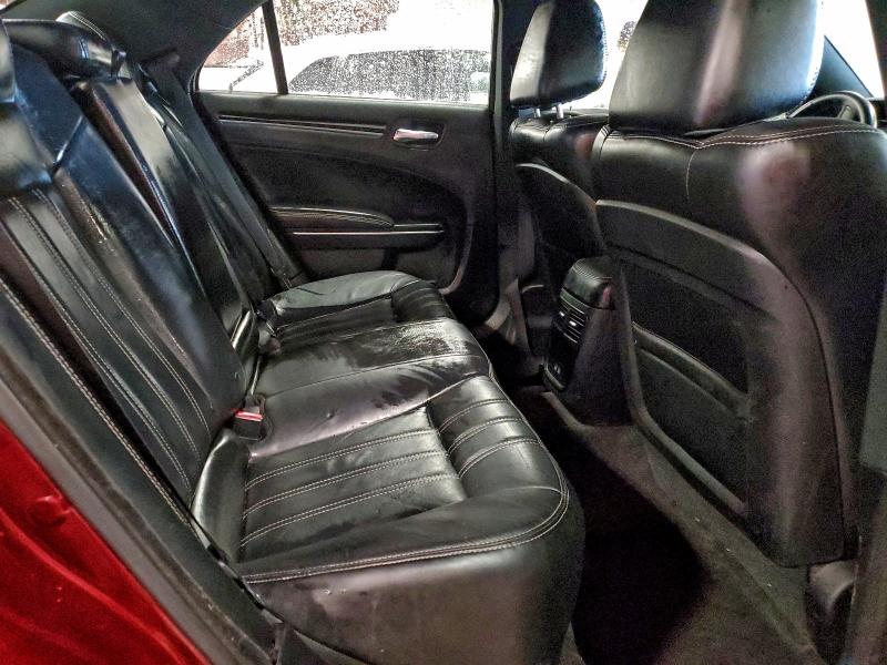 Photo 10 from auction – 2018 CHRYSLER 300 S with VIN 2C3CCAGG0JH141634