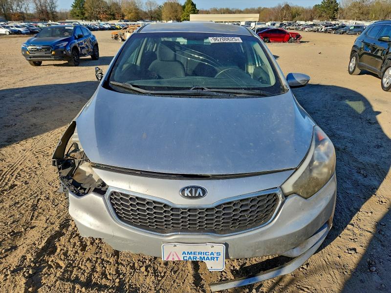 Photo 5 from auction – 2015 KIA FORTE LX with VIN KNAFX4A61F5286725