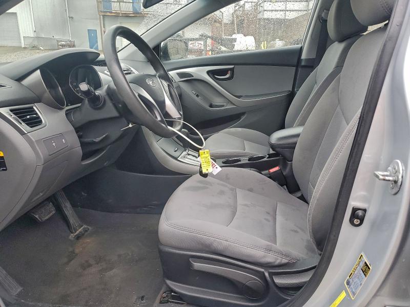 Photo 7 from auction – 2011 HYUNDAI ELANTRA GL with VIN 5NPDH4AE7BH029366