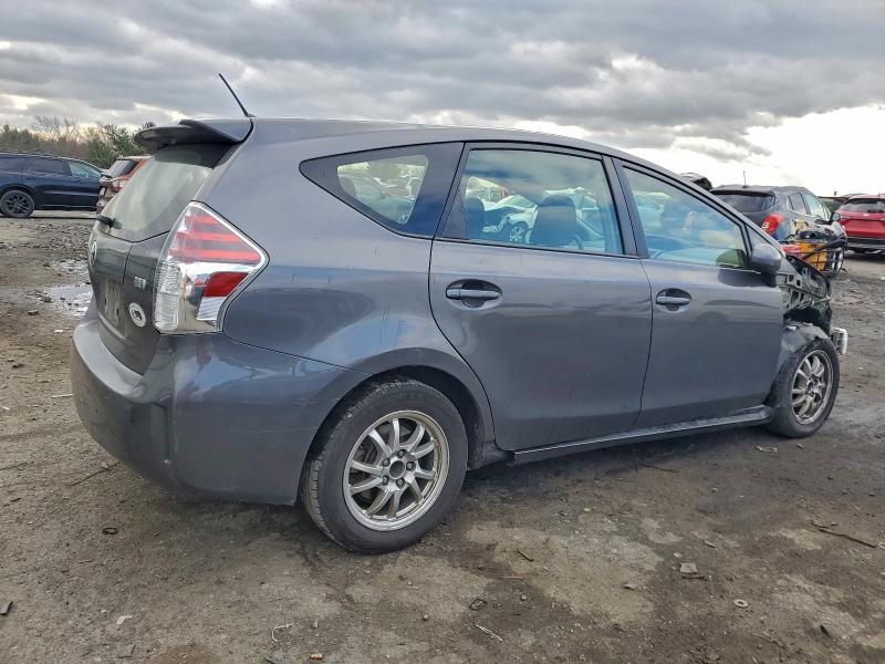 Photo 3 from auction – 2015 TOYOTA PRIUS V with VIN JTDZN3EU4FJ035830