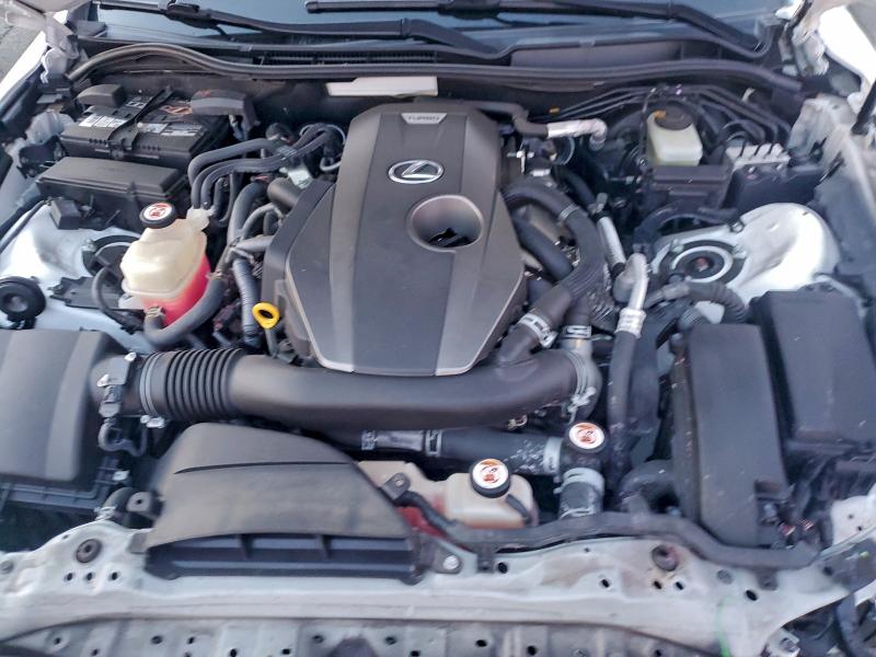 Photo 11 from auction – 2017 LEXUS IS 200T with VIN JTHBA1D22H5045722