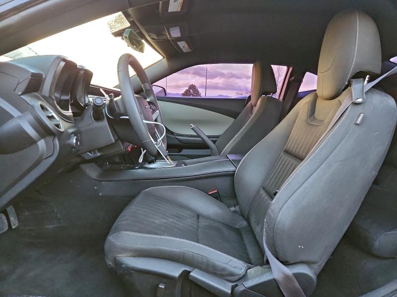 Photo 7 from auction – 2015 CHEVROLET CAMARO LS with VIN 2G1FB1E3XF9209993