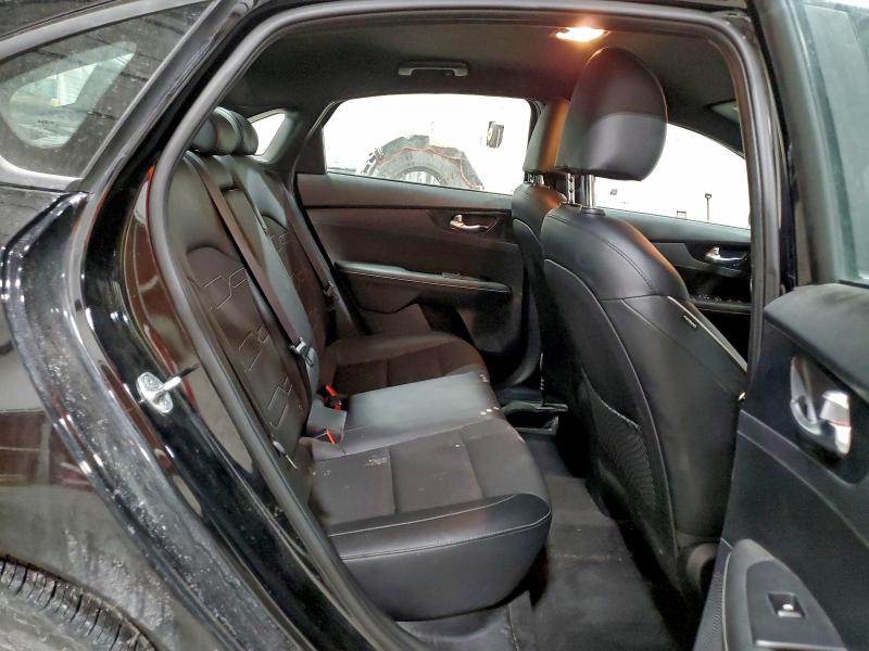 Photo 10 from auction – 2022 KIA FORTE with VIN 3KPF54AD9NE510009