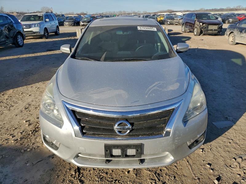 Photo 5 from auction – 2015 NISSAN ALTIMA 2.5 with VIN 1N4AL3APXFC461891
