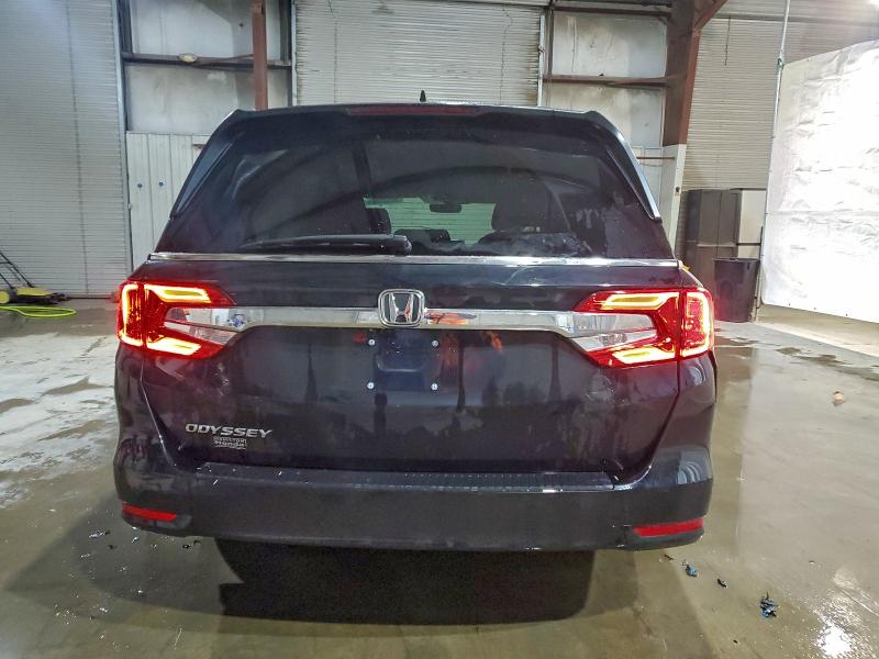 Photo 6 from auction – 2018 HONDA ODYSSEY with VIN 5FNRL6H70JB058390