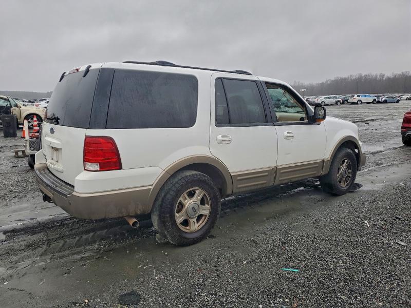Photo 3 from auction – 2004 FORD EXPEDITION with VIN 1FMFU17L54LB33874