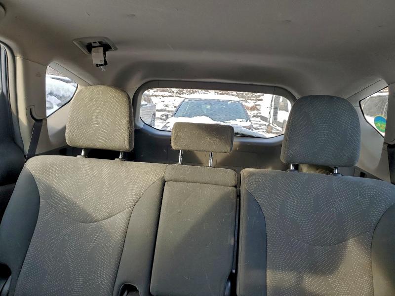 Photo 10 from auction – 2013 TOYOTA PRIUS V with VIN JTDZN3EU0D3232804