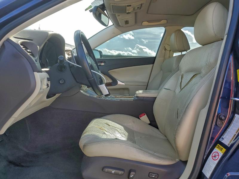 Photo 7 from auction – 2011 LEXUS IS 250 with VIN JTHBF5C20B5138837