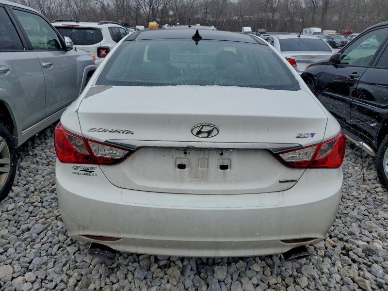Photo 6 from auction – 2012 HYUNDAI SONATA SE with VIN 5NPEC4AB1CH350782