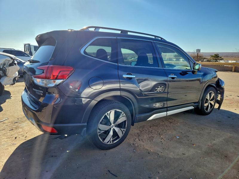 Photo 3 from auction – 2019 SUBARU FORESTER T with VIN JF2SKAWC8KH517885
