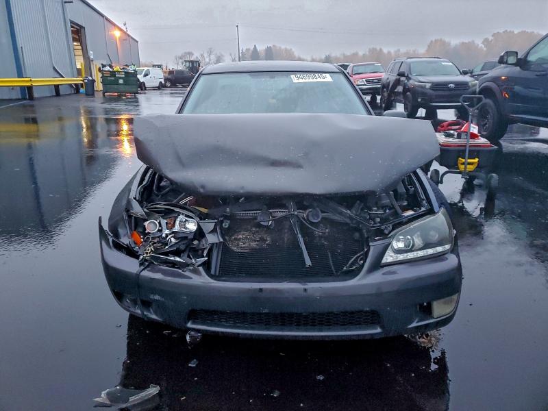 Photo 5 from auction – 2003 LEXUS IS 300 with VIN JTHBD192130079785