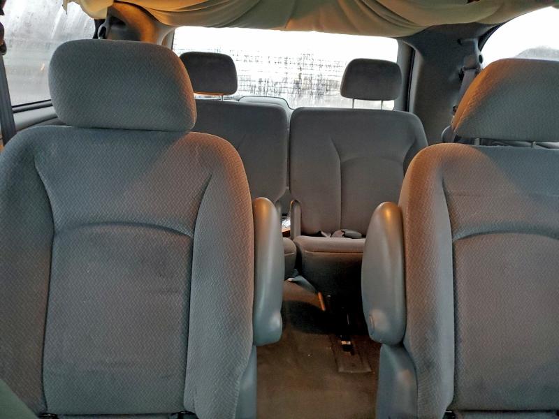 Photo 10 from auction – 2005 DODGE GRAND CARA with VIN 1D4GP24R85B159992