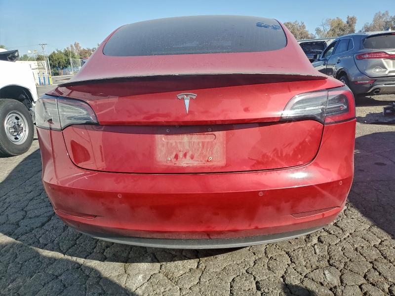 Photo 6 from auction – 2018 TESLA MODEL 3 with VIN 5YJ3E1EA1JF016765