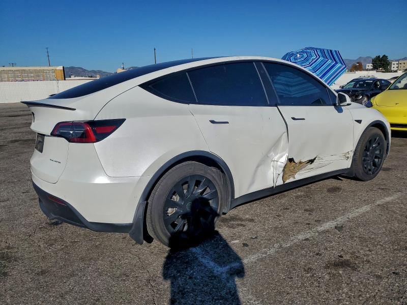 Photo 3 from auction – 2021 TESLA MODEL Y with VIN 5YJYGDEE1MF213279