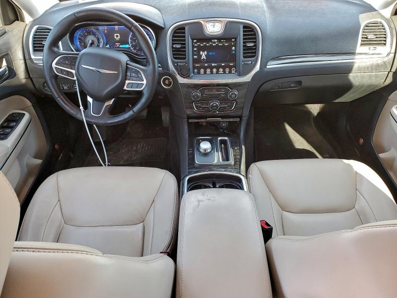 Photo 8 from auction – 2017 CHRYSLER 300 LIMITE with VIN 2C3CCAAGXHH603815