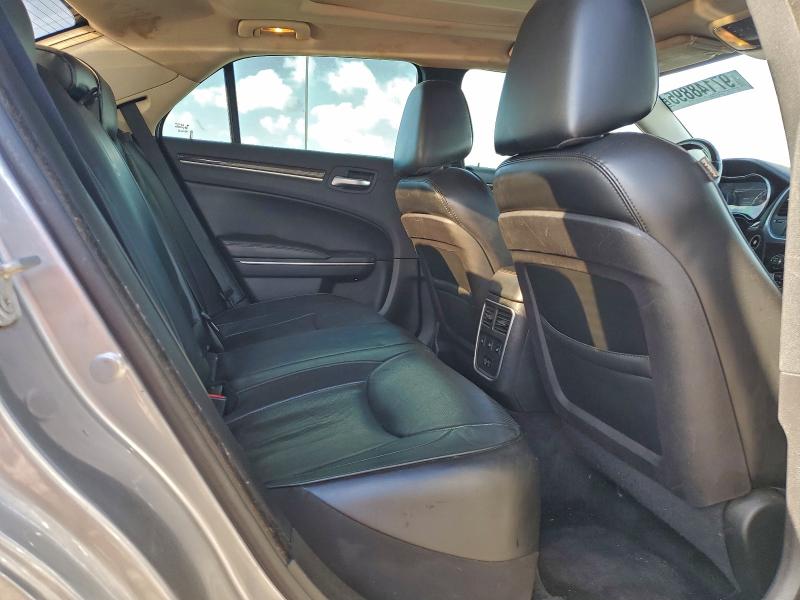 Photo 10 from auction – 2016 CHRYSLER 300C with VIN 2C3CCAEG0GH189646