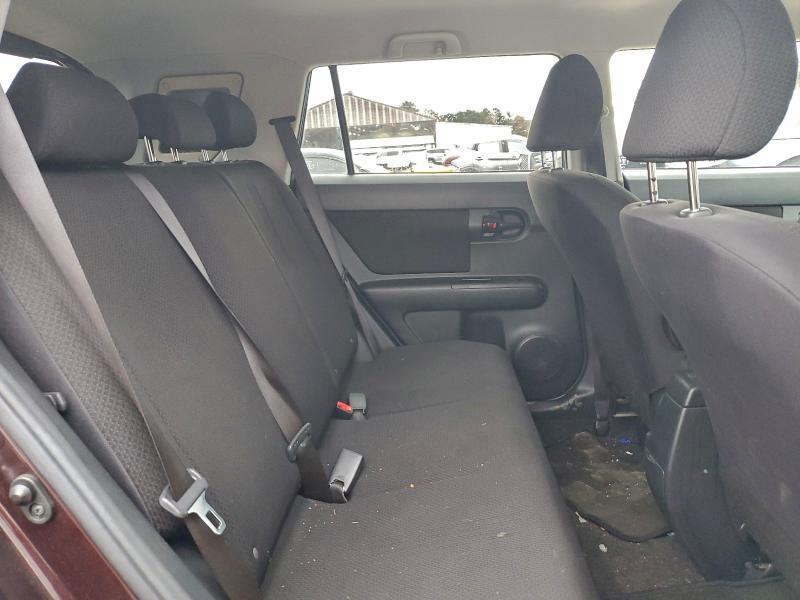Photo 10 from auction – 2008 TOYOTA SCION XB with VIN JTLKE50E681016751