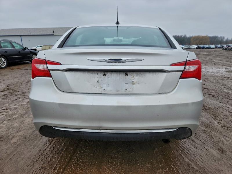 Photo 6 from auction – 2011 CHRYSLER 200 TOURIN with VIN 1C3BC1FB8BN617638