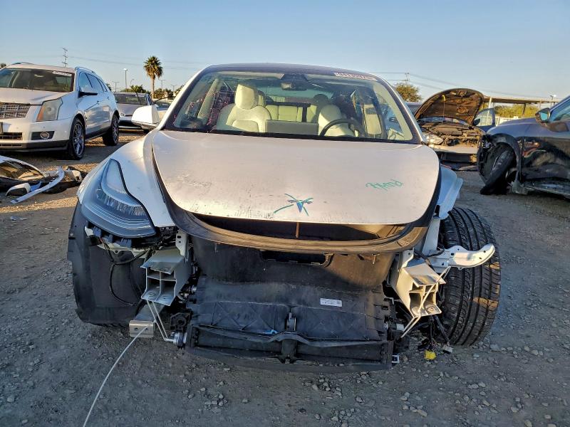 Photo 5 from auction – 2020 TESLA MODEL 3 with VIN 5YJ3E1EA2LF717706