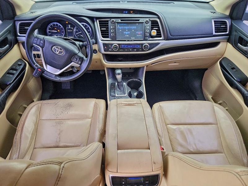 Photo 8 from auction – 2016 TOYOTA HIGHLANDER with VIN 5TDJKRFH1GS264948
