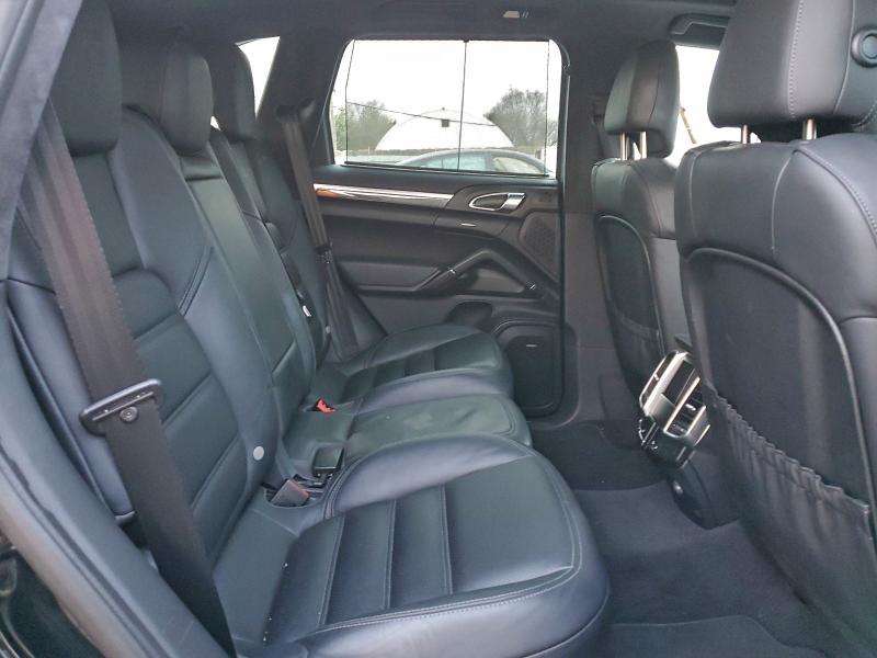 Photo 11 from auction – 2014 PORSCHE CAYENNE TU with VIN WP1AC2A23ELA87811