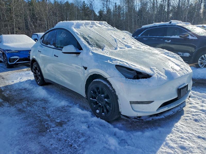 Photo 4 from auction – 2022 TESLA MODEL Y with VIN 7SAYGDEE2NF459892