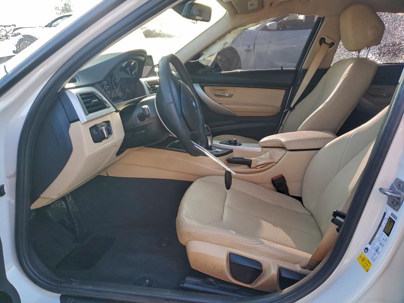Photo 7 from auction – 2017 BMW 320 I with VIN WBA8E1G50HNU15147