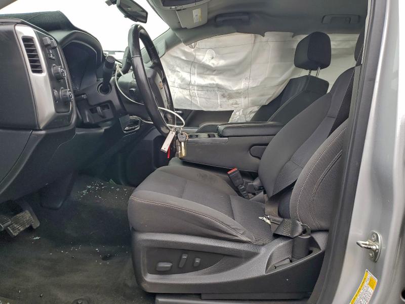 Photo 7 from auction – 2018 CHEVROLET SILVERADO with VIN 3GCUKREC3JG194149
