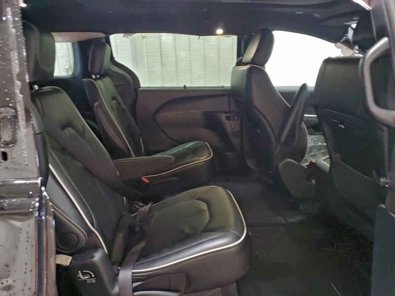 Photo 11 from auction – 2026 CHRYSLER PACIFICA L with VIN 2C4RC1GG4TR162103