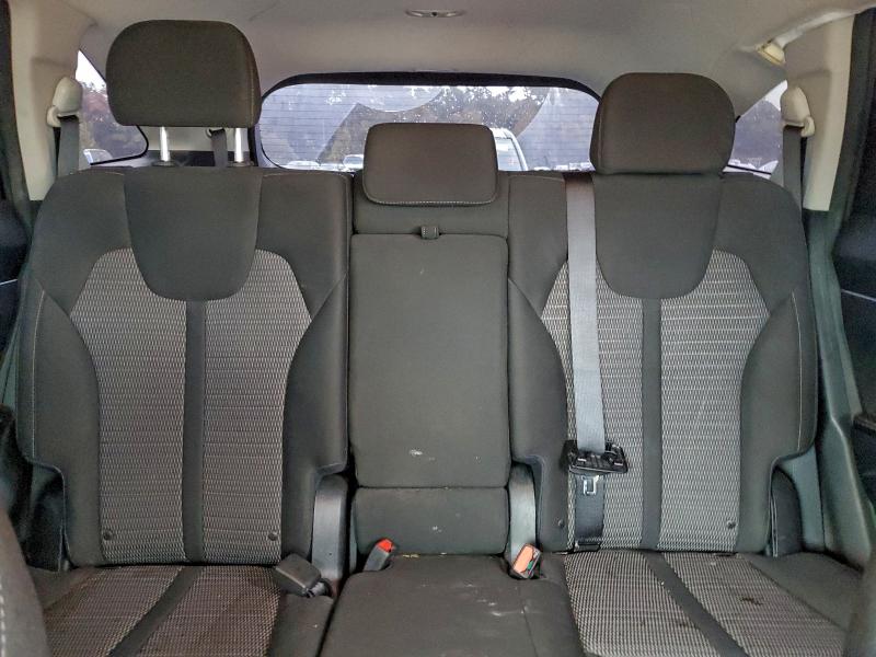 Photo 10 from auction – 2023 KIA SORENTO LX with VIN 5XYRG4LC5PG185537