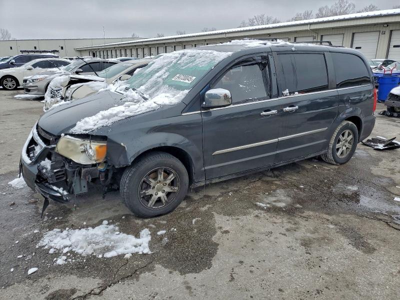 CHRYSLER TOWN & COU 2012 with VIN 2C4RC1BG6CR168945 - Photo from auction