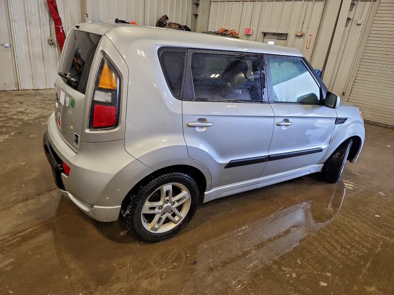 Photo 3 from auction – 2011 KIA SOUL + with VIN KNDJT2A21B7309039