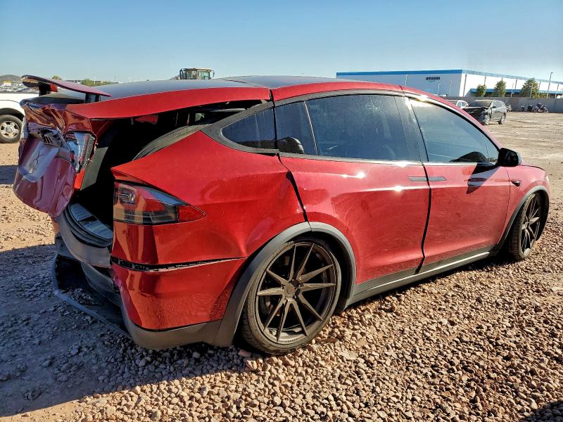 Photo 3 from auction – 2017 TESLA MODEL X with VIN 5YJXCBE24HF043863