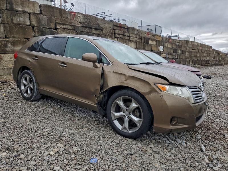 Photo 4 from auction – 2010 TOYOTA VENZA with VIN 4T3ZK3BB5AU021375