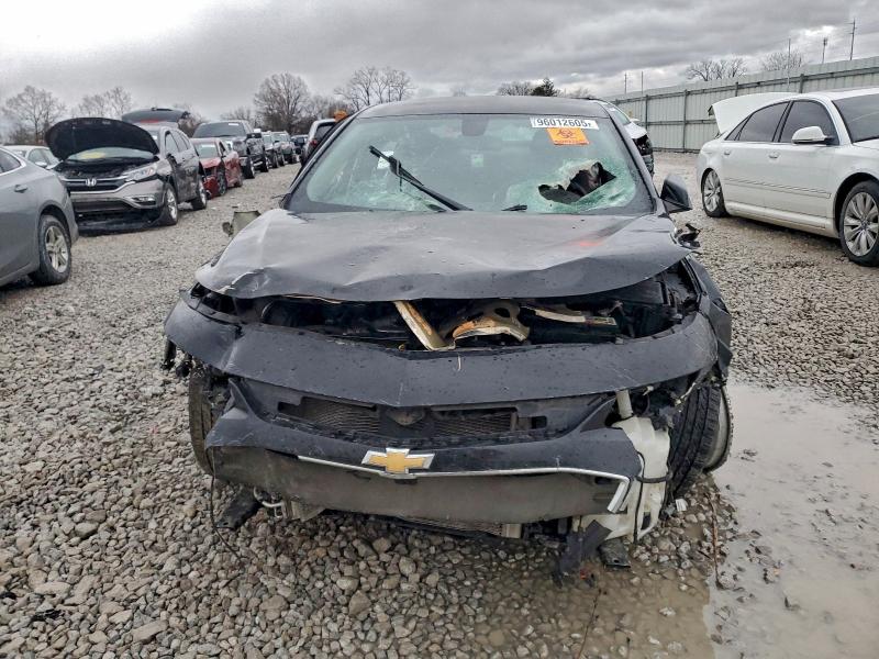 Photo 5 from auction – 2017 CHEVROLET MALIBU LT with VIN 1G1ZE5ST1HF193418