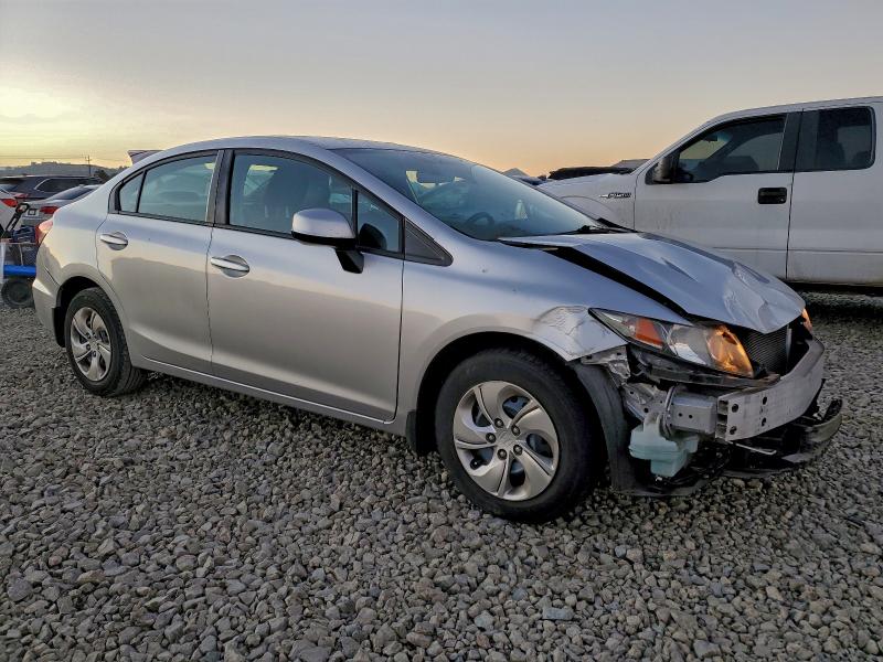 Photo 4 from auction – 2013 HONDA CIVIC LX with VIN 19XFB2F59DE080592