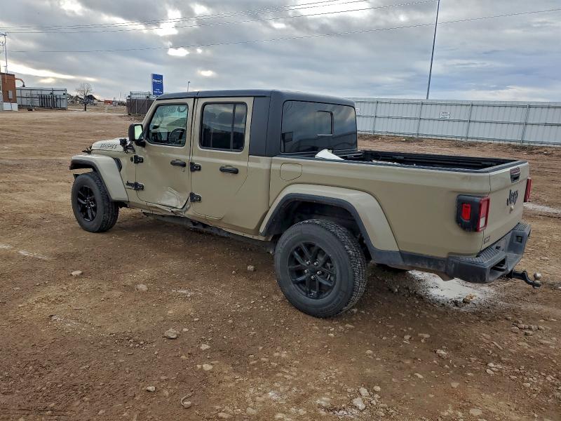 Photo 2 from auction – 2022 JEEP GLADIATOR with VIN 1C6HJTAG2NL165333