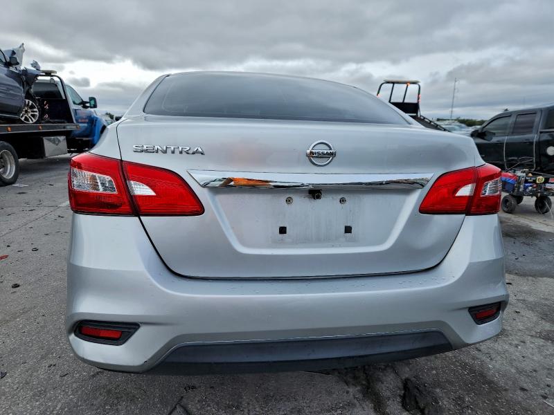 Photo 6 from auction – 2017 NISSAN SENTRA S with VIN 3N1AB7AP5HY238580
